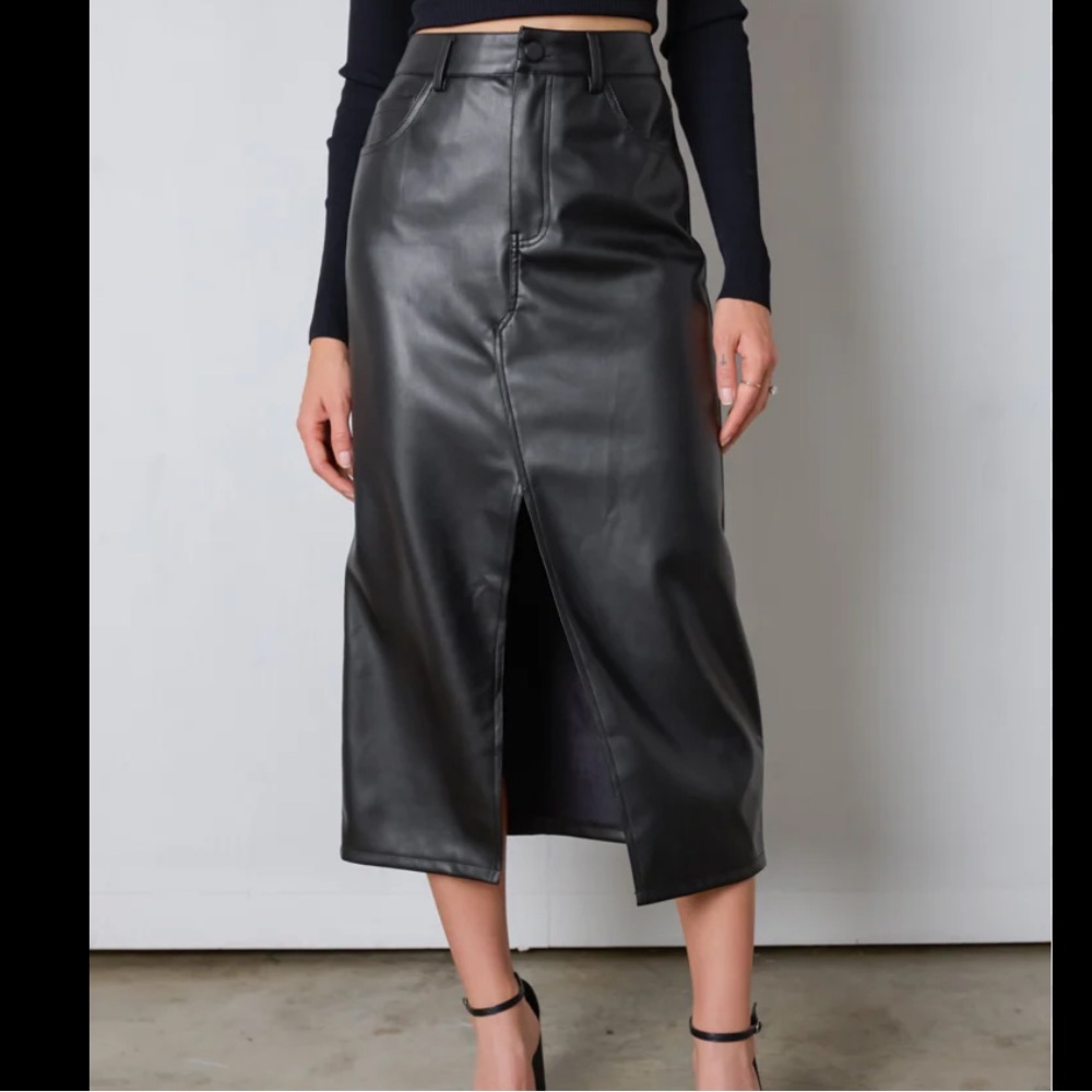 NWT Vestique Black Leather Midi Skirt